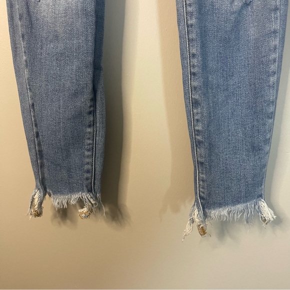 KanCan Medium Blue Ripped Cropped Jeans - Picture 4 of 10